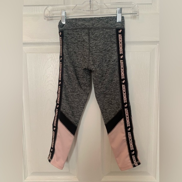 Abercrombie kids leggings, size 5/6 - Picture 2 of 3